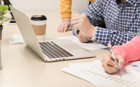 盤點(diǎn)倉庫存貨、固定資產(chǎn)