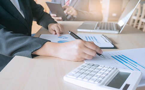 如何快速通過公司名稱審核